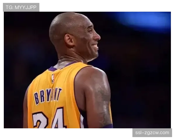 科比·布莱恩特雕像在洛杉矶crypto.com球馆外正式揭幕